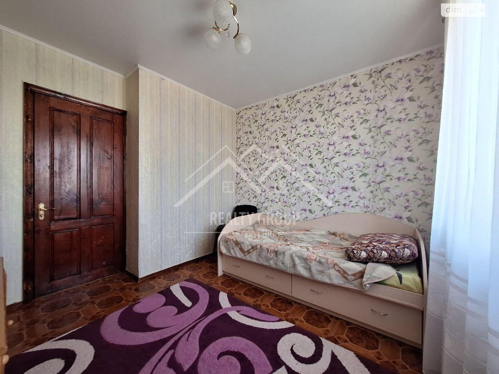 Продажа трехкомнатной квартиры в Кривом Роге, на ул. Николая Светальского 19, кв. 59, район Покровский фото 1 Продажа трехкомнатной квартиры в Кривом Роге, на ул. Николая Светальского 19, кв. 59, район Покровский фото 1