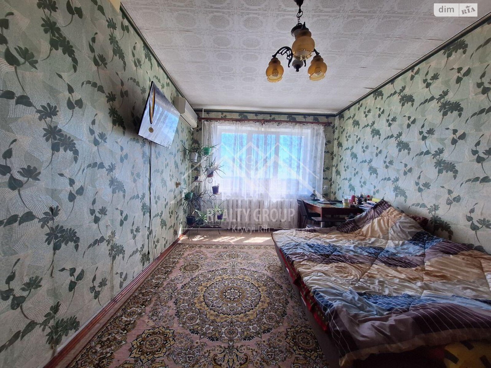 Продажа трехкомнатной квартиры в Кривом Роге, на ул. Николая Светальского 19, кв. 59, район Покровский фото 1 Продажа трехкомнатной квартиры в Кривом Роге, на ул. Николая Светальского 19, кв. 59, район Покровский фото 1