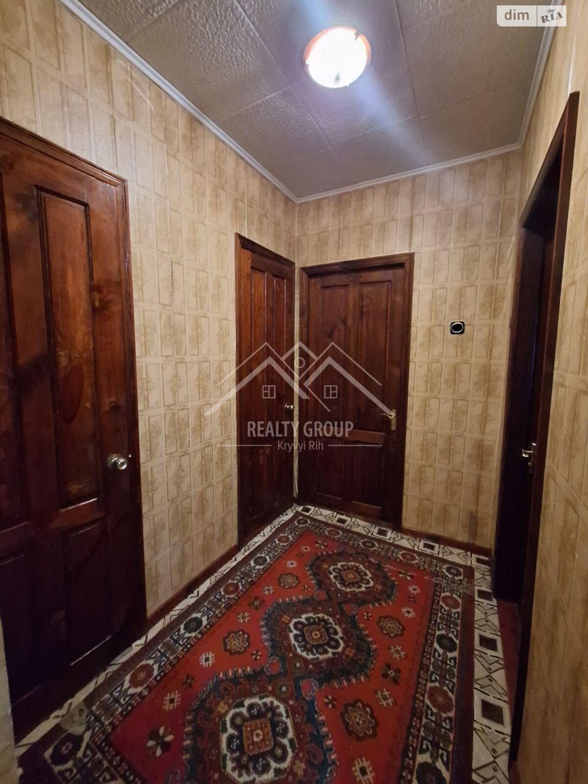 Продажа трехкомнатной квартиры в Кривом Роге, на ул. Николая Светальского 19, кв. 59, район Покровский фото 1 Продажа трехкомнатной квартиры в Кривом Роге, на ул. Николая Светальского 19, кв. 59, район Покровский фото 1