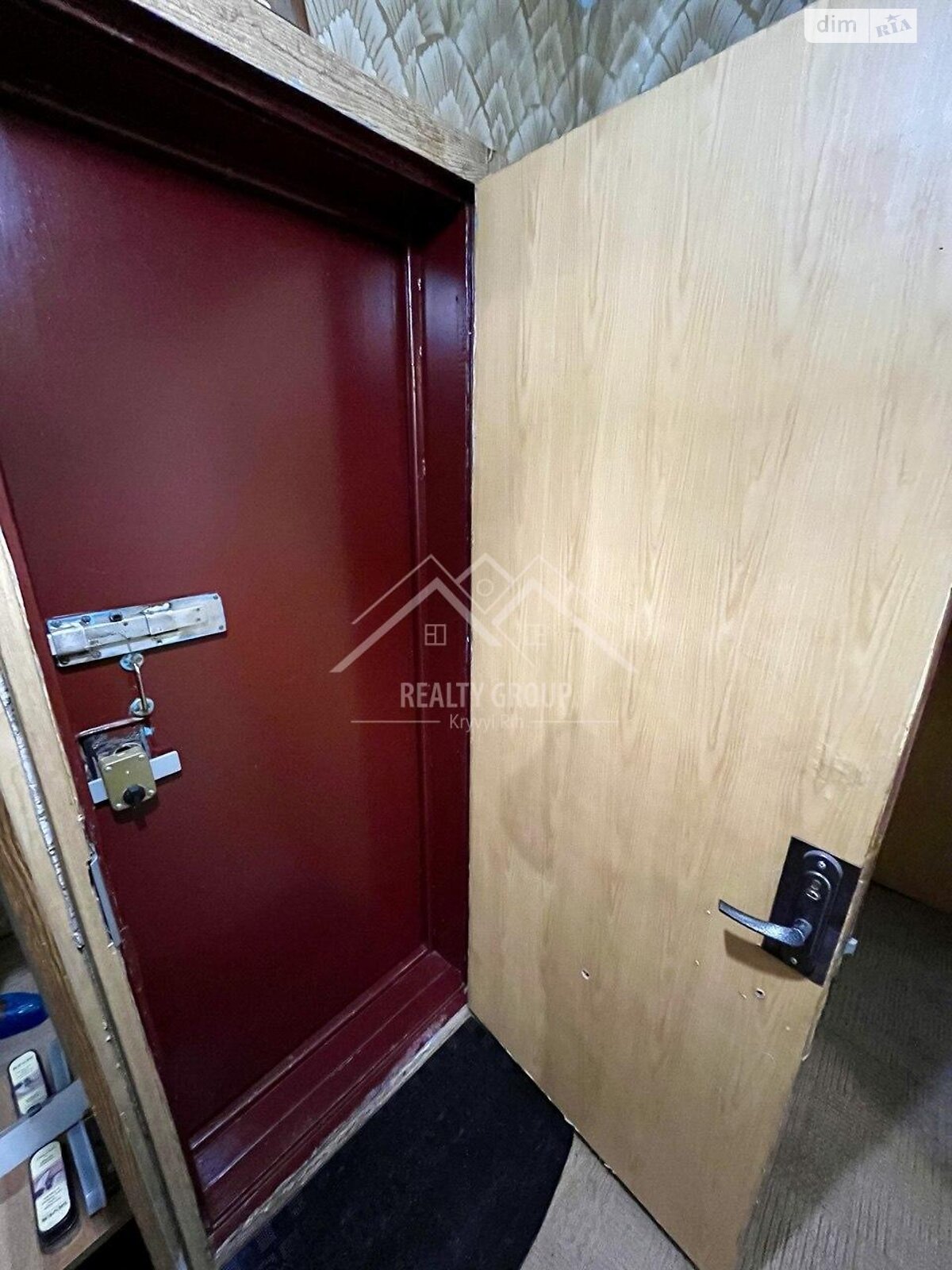 Продаж двокімнатної квартири в Кривому Розі, на вул. Миколи Світальського 13, район Покровський фото 1 Продаж двокімнатної квартири в Кривому Розі, на вул. Миколи Світальського 13, район Покровський фото 1