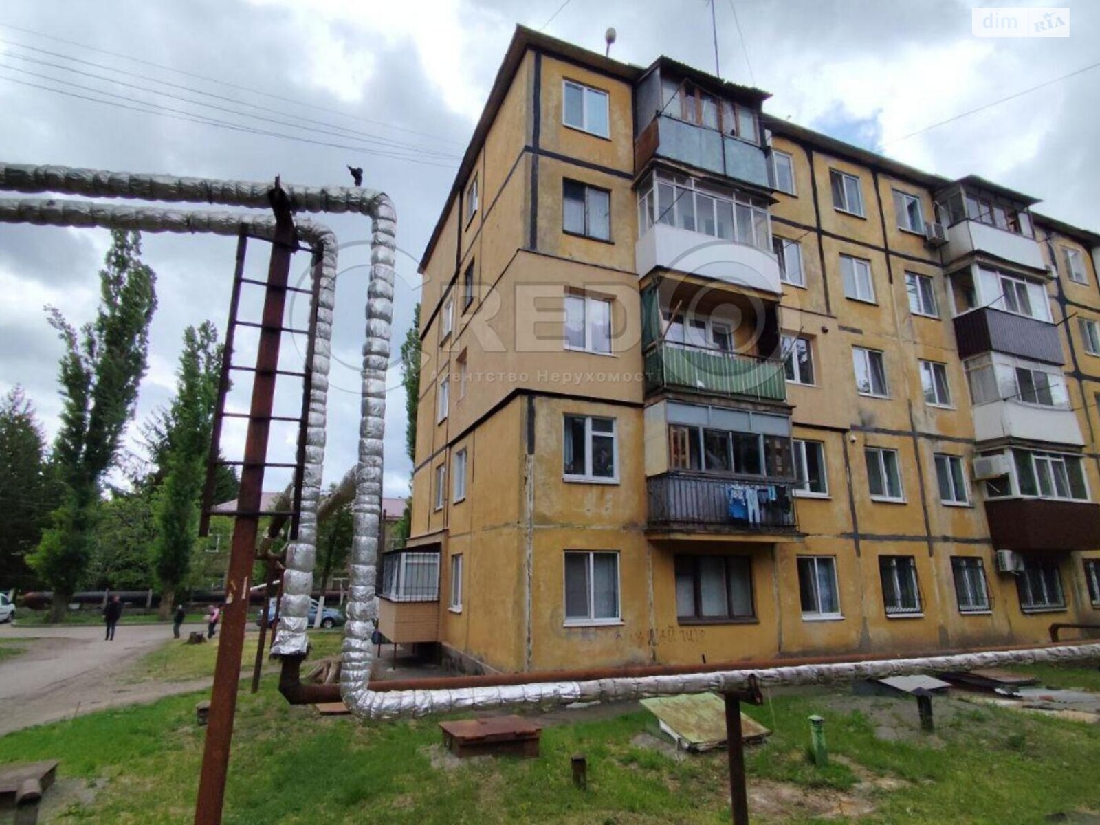 Продажа двухкомнатной квартиры в Кривом Роге, на ул. Шкапенко 19, район Покровский фото 1 Продажа двухкомнатной квартиры в Кривом Роге, на ул. Шкапенко 19, район Покровский фото 1