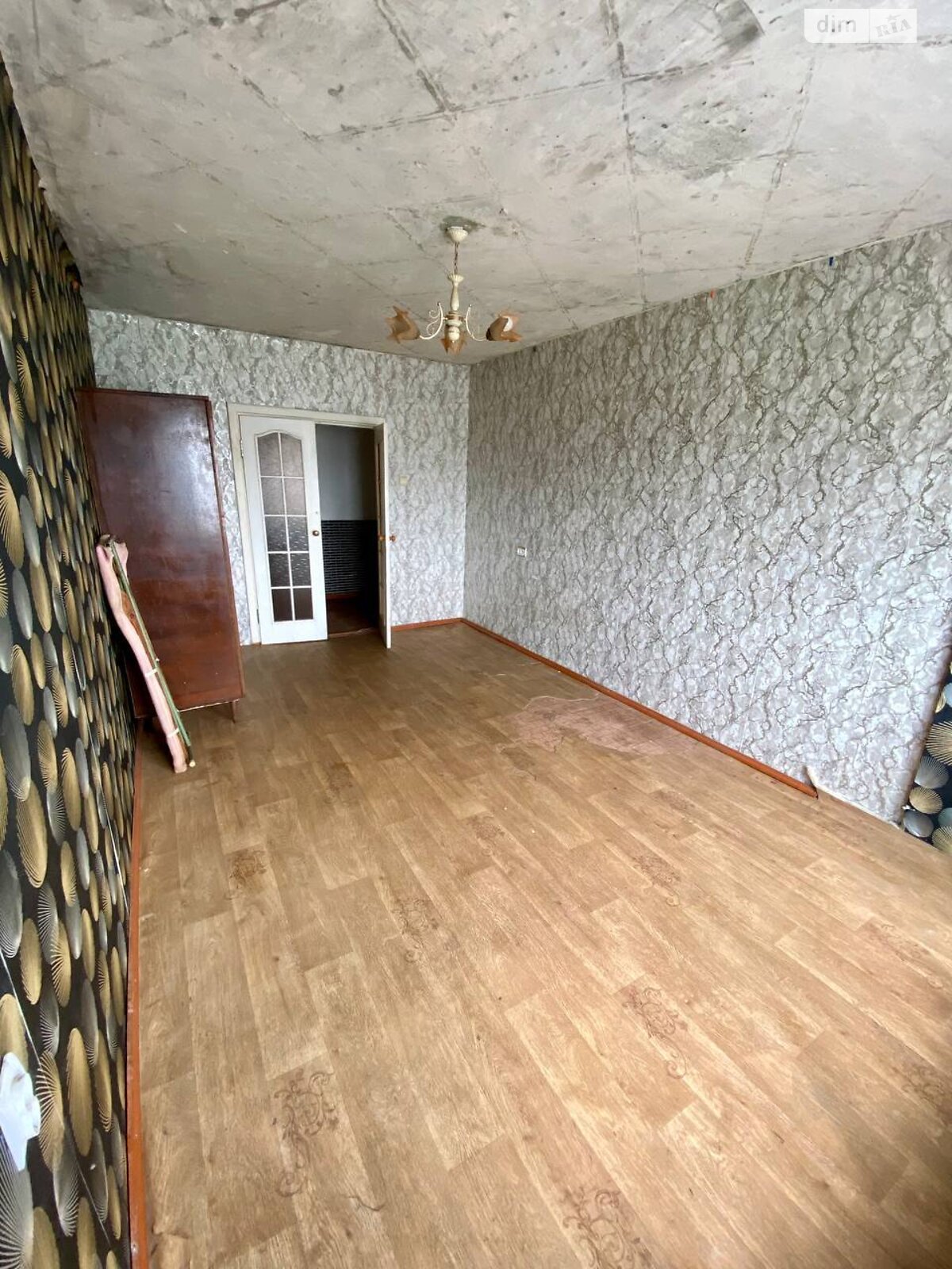 Продажа двухкомнатной квартиры в Кривом Роге, на ул. Симбирцева 4, район Покровский фото 1 Продажа двухкомнатной квартиры в Кривом Роге, на ул. Симбирцева 4, район Покровский фото 1