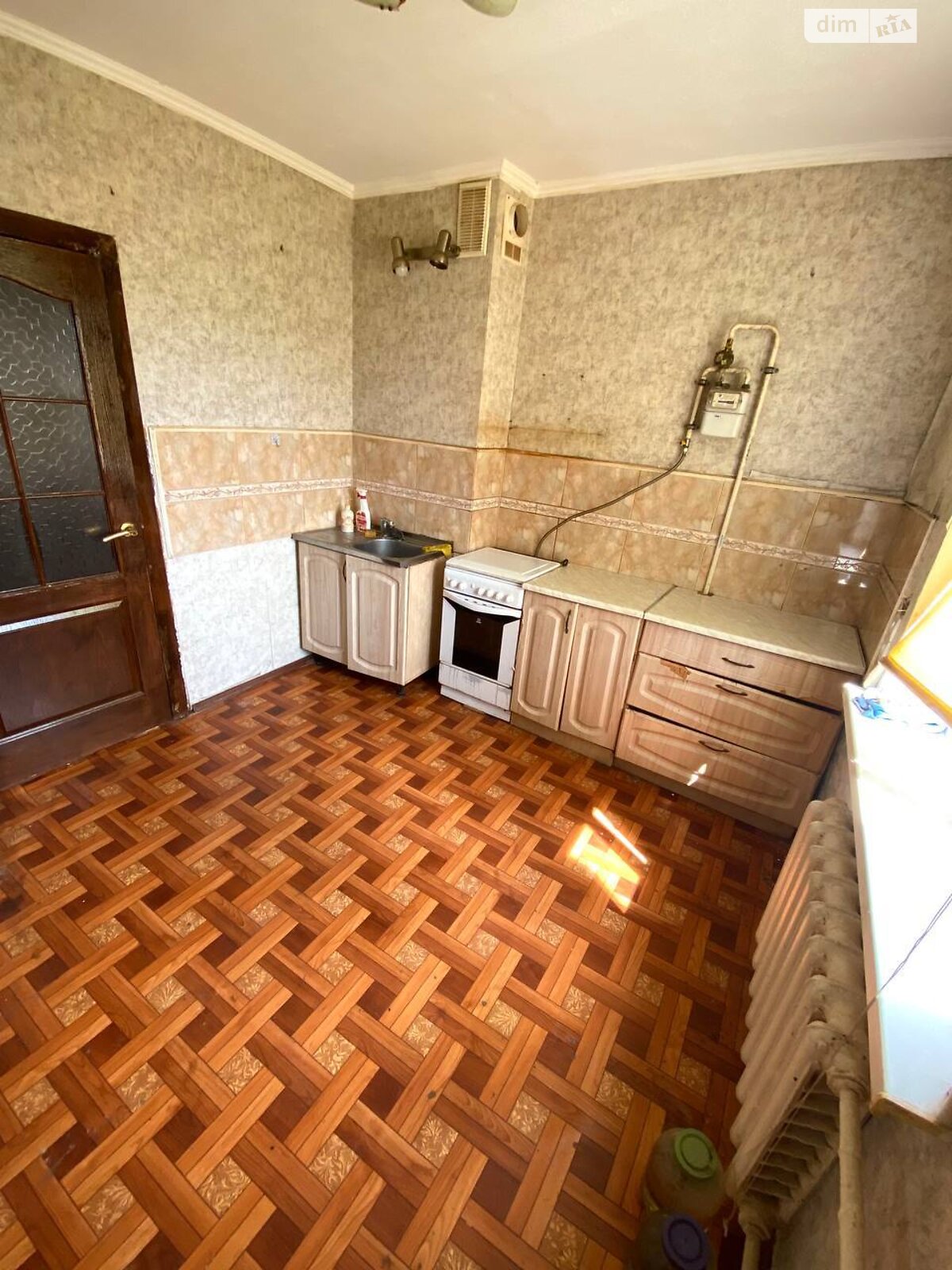 Продажа двухкомнатной квартиры в Кривом Роге, на ул. Симбирцева 4, район Покровский фото 1 Продажа двухкомнатной квартиры в Кривом Роге, на ул. Симбирцева 4, район Покровский фото 1