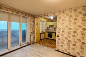 Продаж трикімнатної квартири в Кривому Розі, на вул. Едуарда Фукса 19, район Покровський фото 2