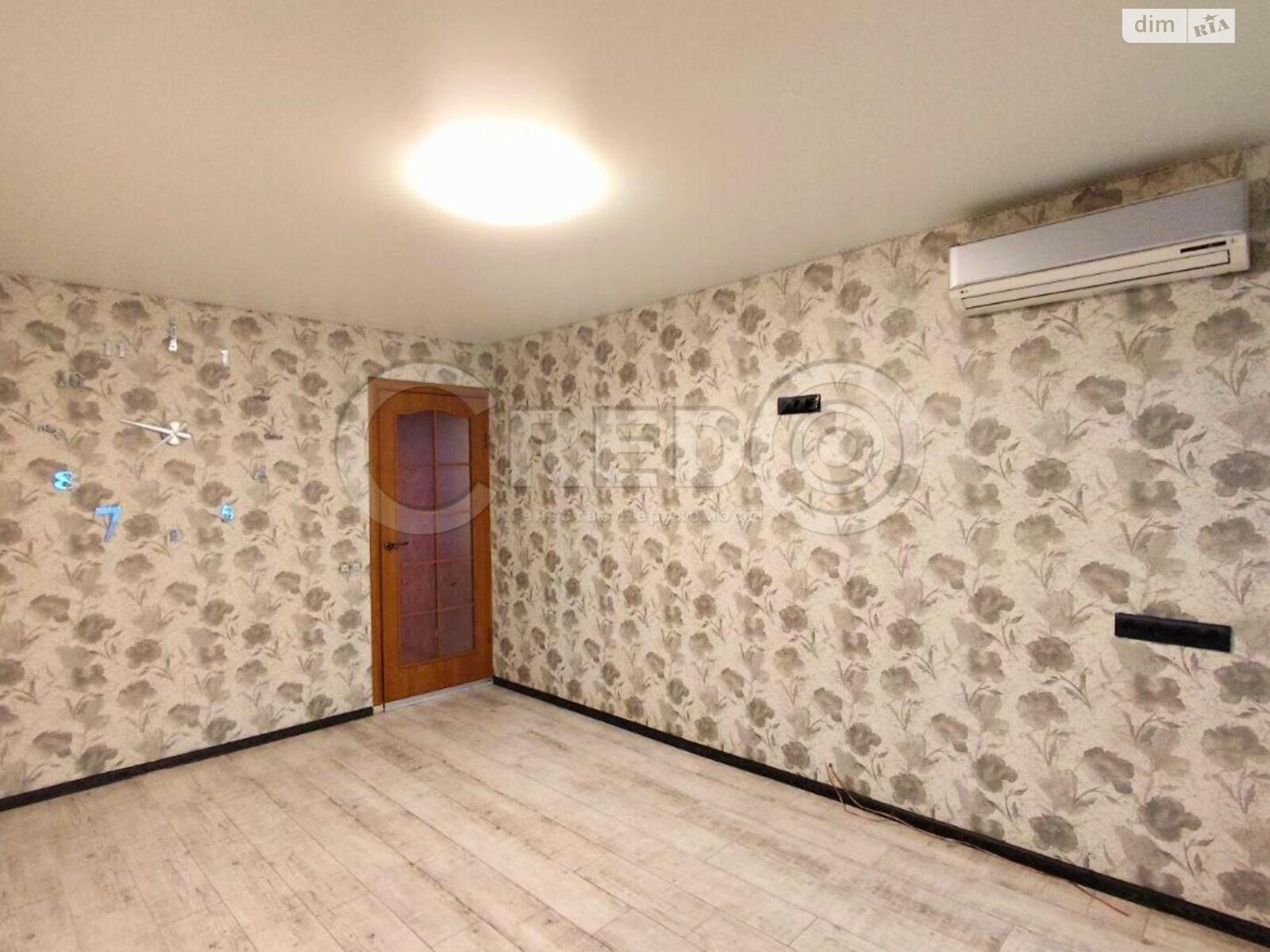 Продажа трехкомнатной квартиры в Кривом Роге, на ул. Эдуарда Фукса 19, район Покровский фото 1 Продажа трехкомнатной квартиры в Кривом Роге, на ул. Эдуарда Фукса 19, район Покровский фото 1
