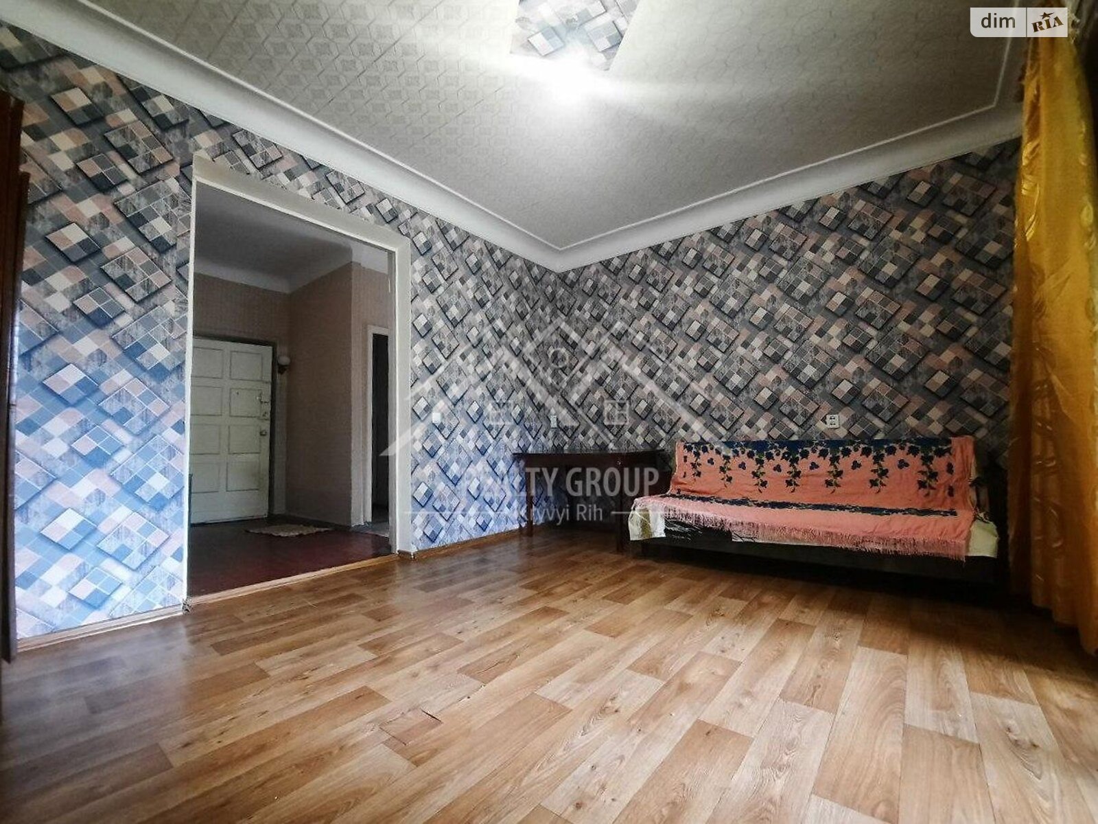 Продаж трикімнатної квартири в Кривому Розі, на вул. Уфимська 1А, район Покровський фото 1 Продаж трикімнатної квартири в Кривому Розі, на вул. Уфимська 1А, район Покровський фото 1