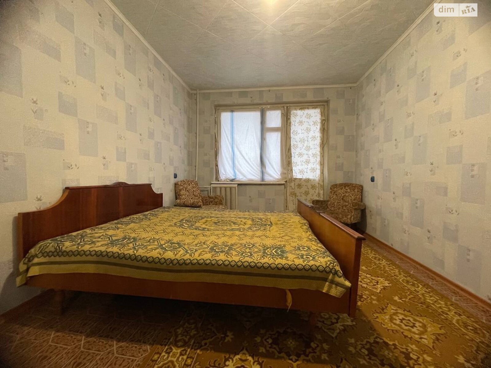 Продажа трехкомнатной квартиры в Кривом Роге, на просп. 200-летия Кривого Рога 34, район Саксаганский фото 1