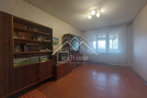 Продажа двухкомнатной квартиры в Кривом Роге, на просп. 200-летия Кривого Рога 1, район Саксаганский фото 2