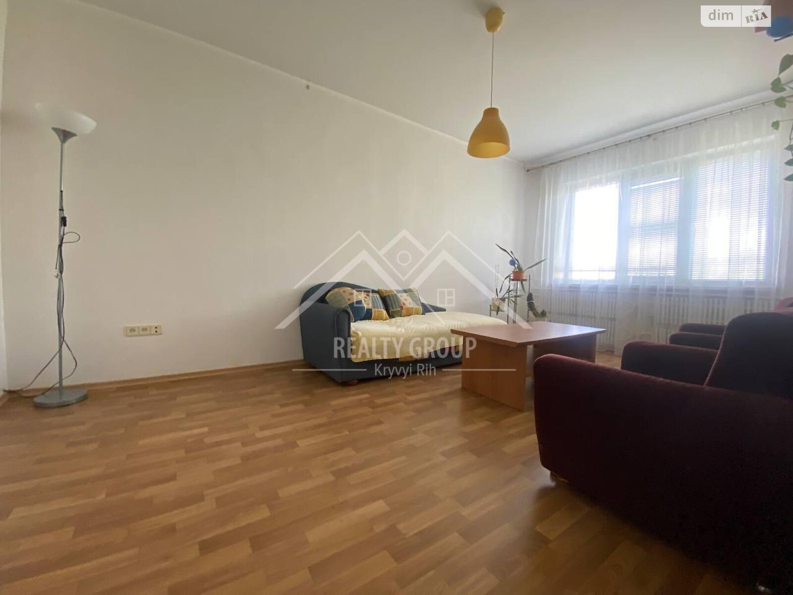 Продажа трехкомнатной квартиры в Кривом Роге, на ул. Алексея Ризниченко 60, район Саксаганский фото 1 Продажа трехкомнатной квартиры в Кривом Роге, на ул. Алексея Ризниченко 60, район Саксаганский фото 1