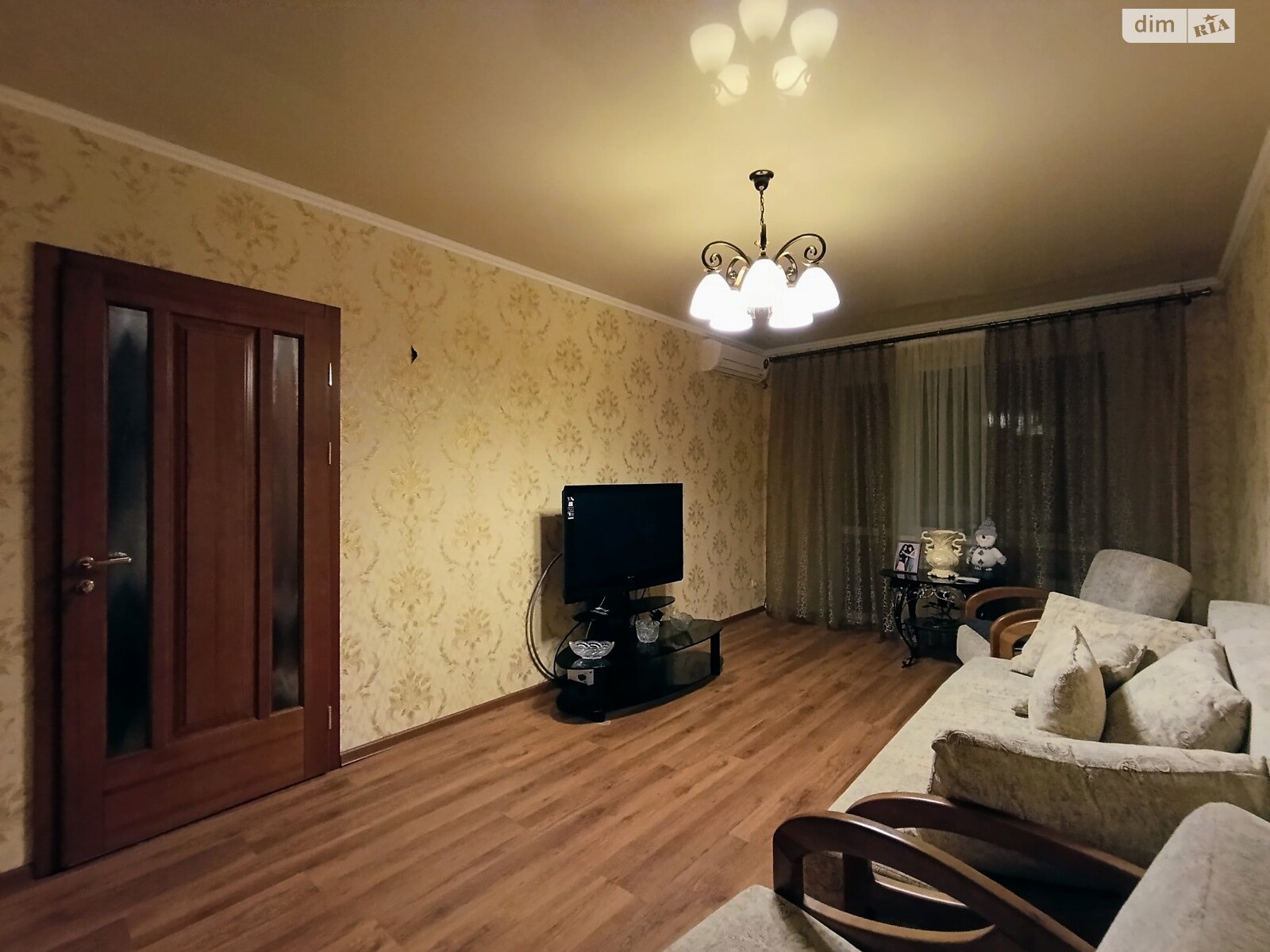 Продажа однокомнатной квартиры в Кривом Роге, на ул. Алексея Ризниченко, район Саксаганский фото 1