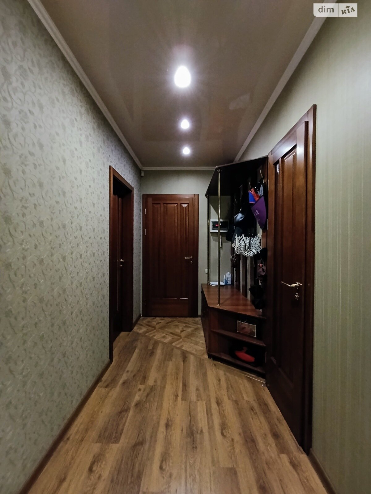 Продажа однокомнатной квартиры в Кривом Роге, на ул. Алексея Ризниченко, район Саксаганский фото 1