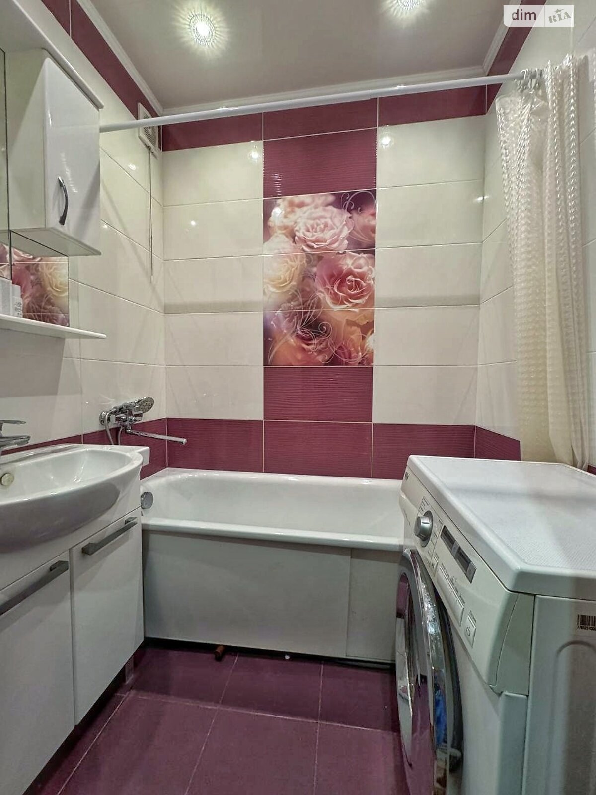 Продажа двухкомнатной квартиры в Кривом Роге, на ул. Алексея Ризниченко 92, район Саксаганский фото 1 Продажа двухкомнатной квартиры в Кривом Роге, на ул. Алексея Ризниченко 92, район Саксаганский фото 1