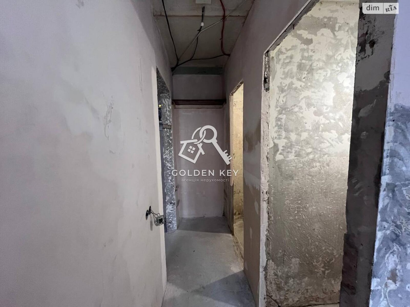 Продажа трехкомнатной квартиры в Кривом Роге, на ул. Алексея Ризниченко 10, район Саксаганский фото 1