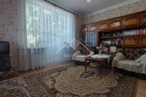 Продажа трехкомнатной квартиры в Кривом Роге, на просп. Гагарина, район Саксаганский фото 2
