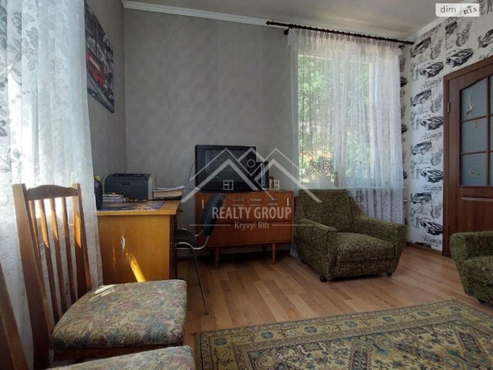 Продажа трехкомнатной квартиры в Кривом Роге, на просп. Гагарина, район Саксаганский фото 1