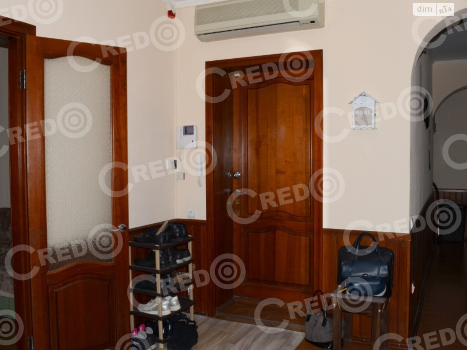 Продажа четырехкомнатной квартиры в Кривом Роге, на просп. Гагарина, район Саксаганский фото 1