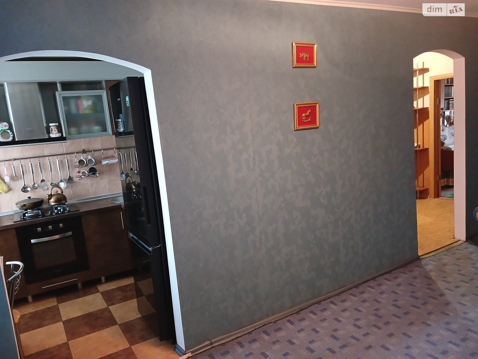 Продажа трехкомнатной квартиры в Кривом Роге, на ул. Генерала Радиевского 2, кв. 51, район Саксаганский фото 1 Продажа трехкомнатной квартиры в Кривом Роге, на ул. Генерала Радиевского 2, кв. 51, район Саксаганский фото 1