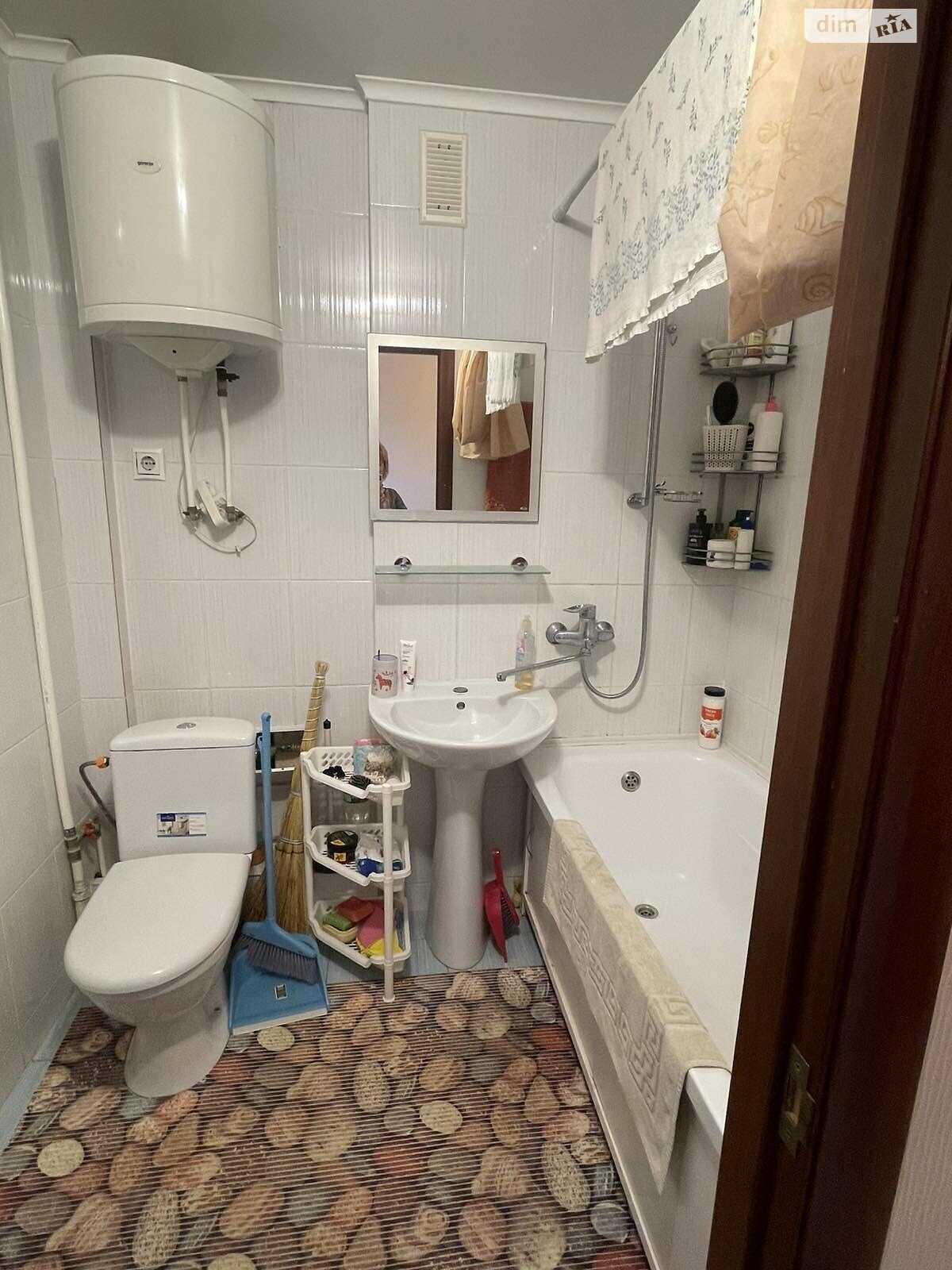 Продажа двухкомнатной квартиры в Кривом Роге, на ул. Генерала Радиевского 39, район Саксаганский фото 1 Продажа двухкомнатной квартиры в Кривом Роге, на ул. Генерала Радиевского 39, район Саксаганский фото 1
