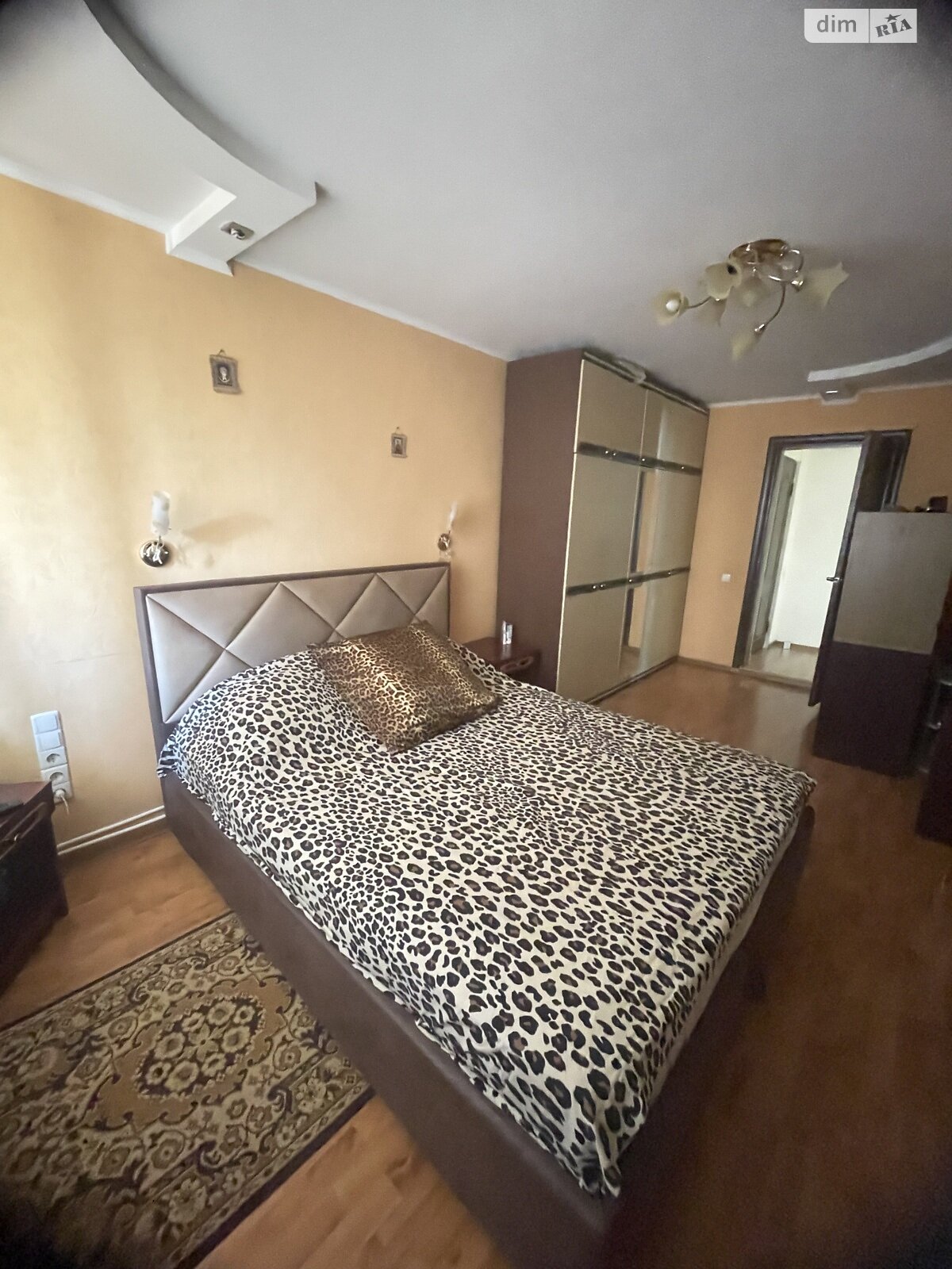 Продаж трикімнатної квартири в Кривому Розі, на вул. Генерала Радієвського 1, кв. 52, район Саксаганський фото 1 Продаж трикімнатної квартири в Кривому Розі, на вул. Генерала Радієвського 1, кв. 52, район Саксаганський фото 1