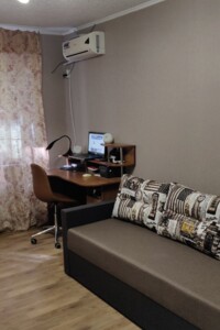 Продаж однокімнатної квартири в Кривому Розі, на вул. Генерала Радієвського 20, кв. 2, район Саксаганський фото 2 Продаж однокімнатної квартири в Кривому Розі, на вул. Генерала Радієвського 20, кв. 2, район Саксаганський фото 2