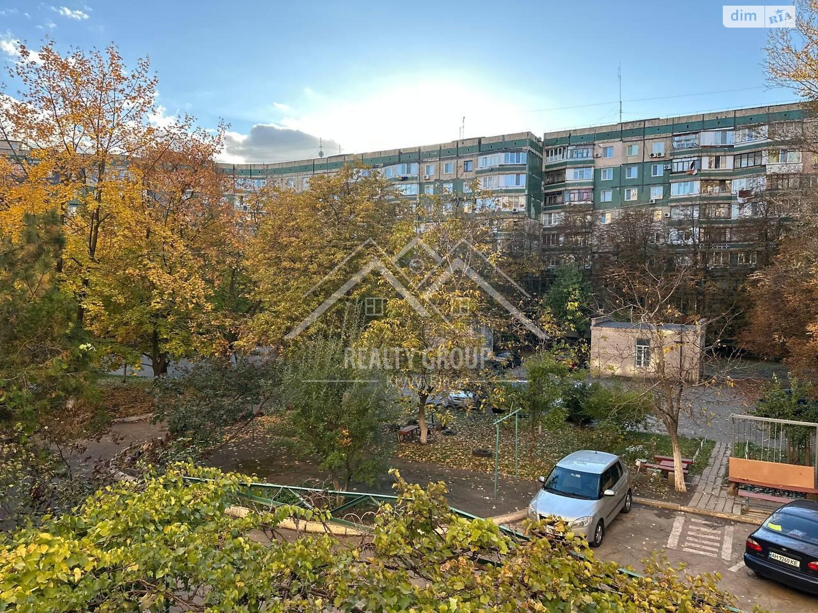 Продаж трикімнатної квартири в Кривому Розі, на мкр. Гірницький 21, кв. 5, район Саксаганський фото 1