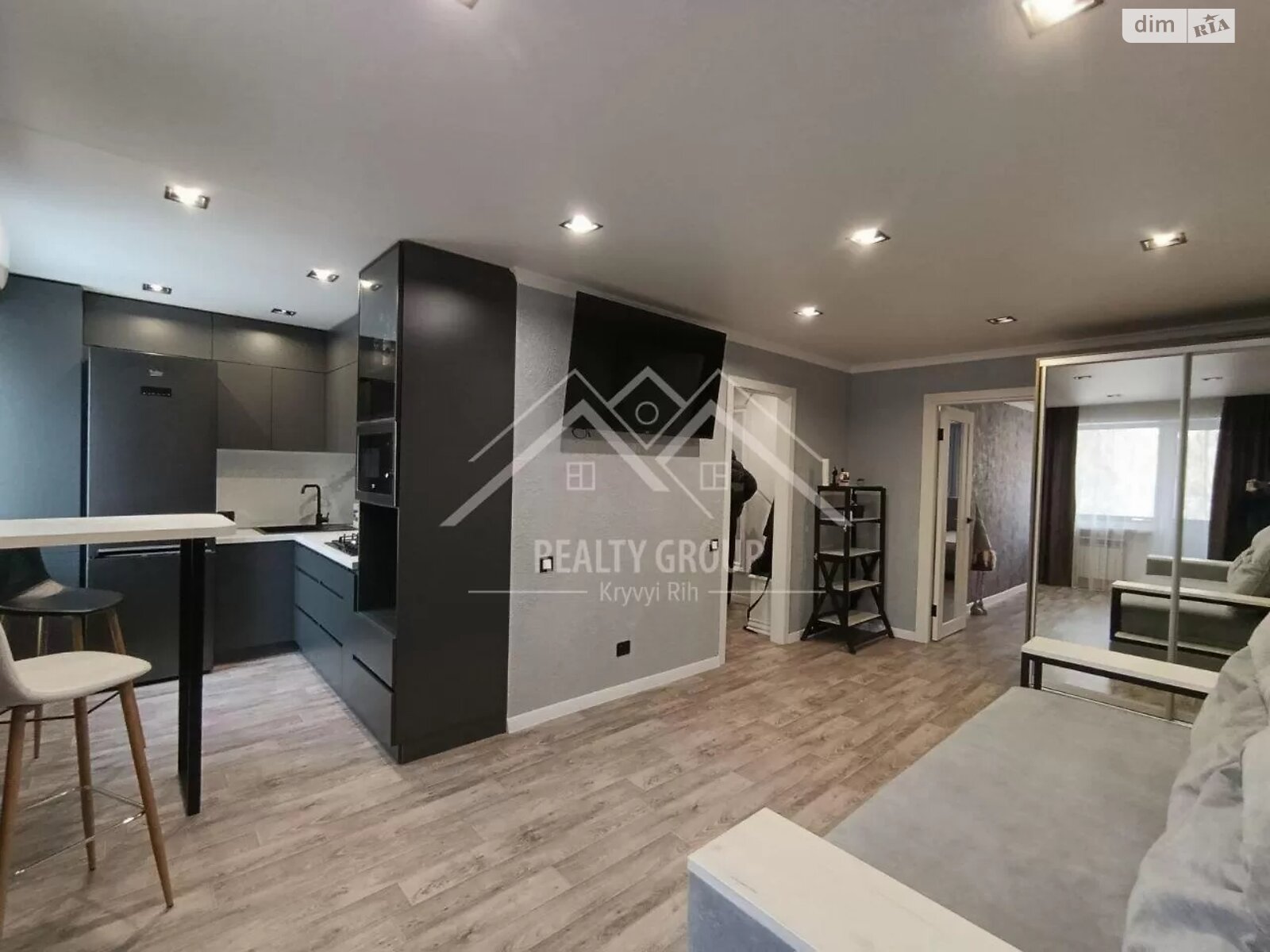 Продажа двухкомнатной квартиры в Кривом Роге, на ул. Григория Синицы, район Саксаганский фото 1