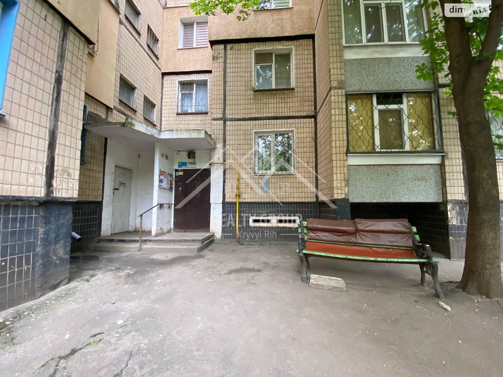 Продаж трикімнатної квартири в Кривому Розі, на вул. Івана Авраменка 8, район Саксаганський фото 1 Продаж трикімнатної квартири в Кривому Розі, на вул. Івана Авраменка 8, район Саксаганський фото 1