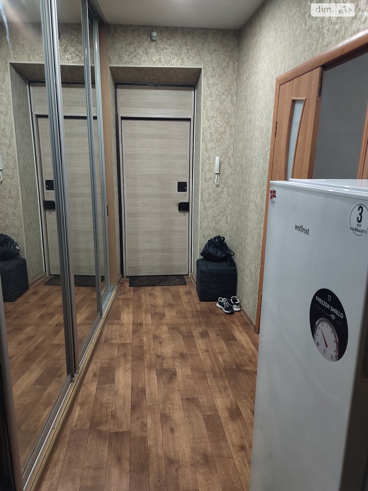 Продажа двухкомнатной квартиры в Кривом Роге, на ул. Каспийская 11, район Саксаганский фото 1 Продажа двухкомнатной квартиры в Кривом Роге, на ул. Каспийская 11, район Саксаганский фото 1