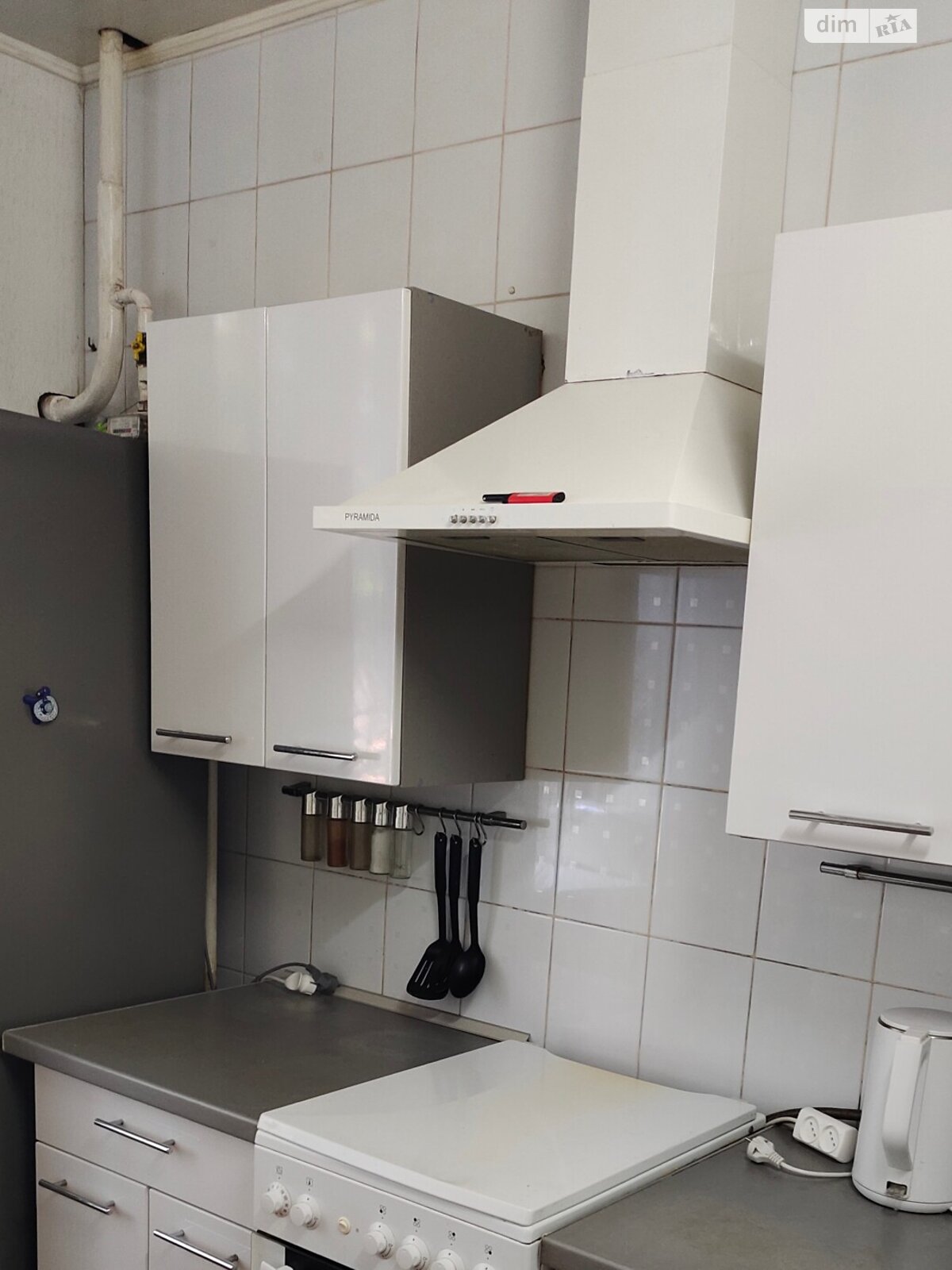 Продажа двухкомнатной квартиры в Кривом Роге, на ул. Каспийская 11, район Саксаганский фото 1 Продажа двухкомнатной квартиры в Кривом Роге, на ул. Каспийская 11, район Саксаганский фото 1