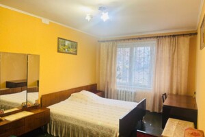 Продаж трикімнатної квартири в Кривому Розі, на вул. Космонавтів, район Саксаганський фото 2