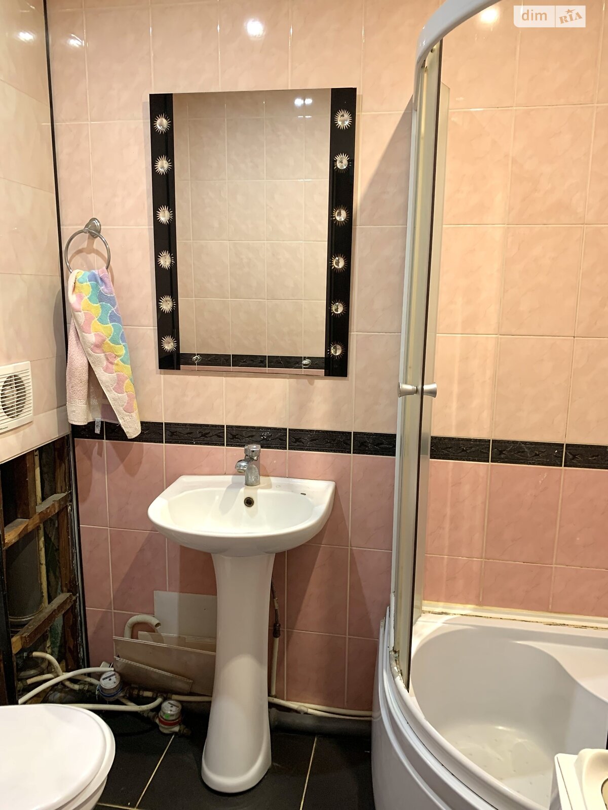Продажа двухкомнатной квартиры в Кривом Роге, на ул. Космонавтов 24, район Саксаганский фото 1 Продажа двухкомнатной квартиры в Кривом Роге, на ул. Космонавтов 24, район Саксаганский фото 1
