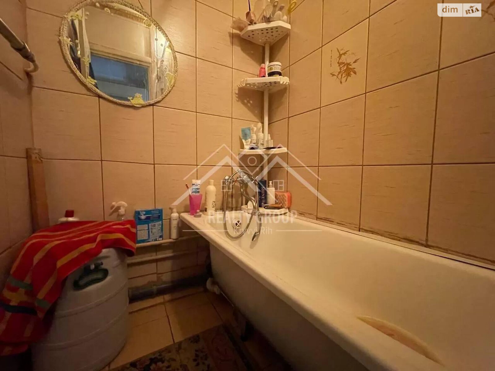 Продаж трикімнатної квартири в Кривому Розі, на вул. Космонавтів 39, район Саксаганський фото 1 Продаж трикімнатної квартири в Кривому Розі, на вул. Космонавтів 39, район Саксаганський фото 1