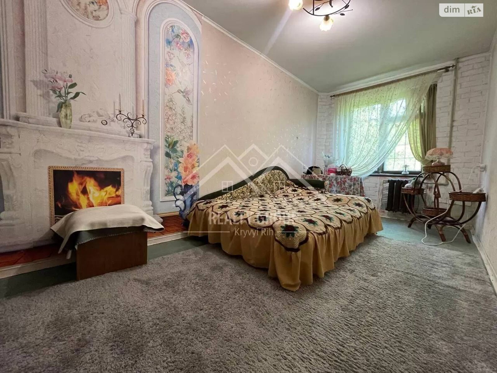 Продаж трикімнатної квартири в Кривому Розі, на вул. Космонавтів 39, район Саксаганський фото 1 Продаж трикімнатної квартири в Кривому Розі, на вул. Космонавтів 39, район Саксаганський фото 1