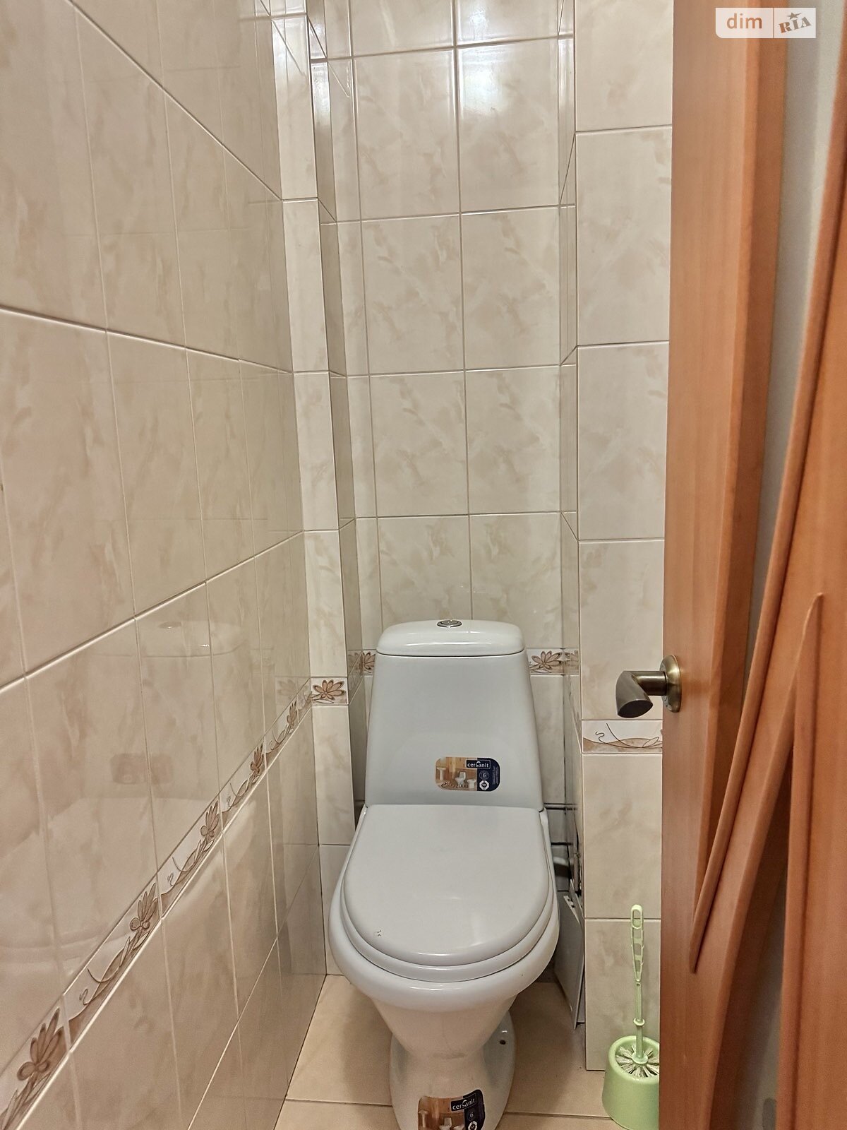 Продажа двухкомнатной квартиры в Кривом Роге, на ул. Космонавтов, район Саксаганский фото 1 Продажа двухкомнатной квартиры в Кривом Роге, на ул. Космонавтов, район Саксаганский фото 1