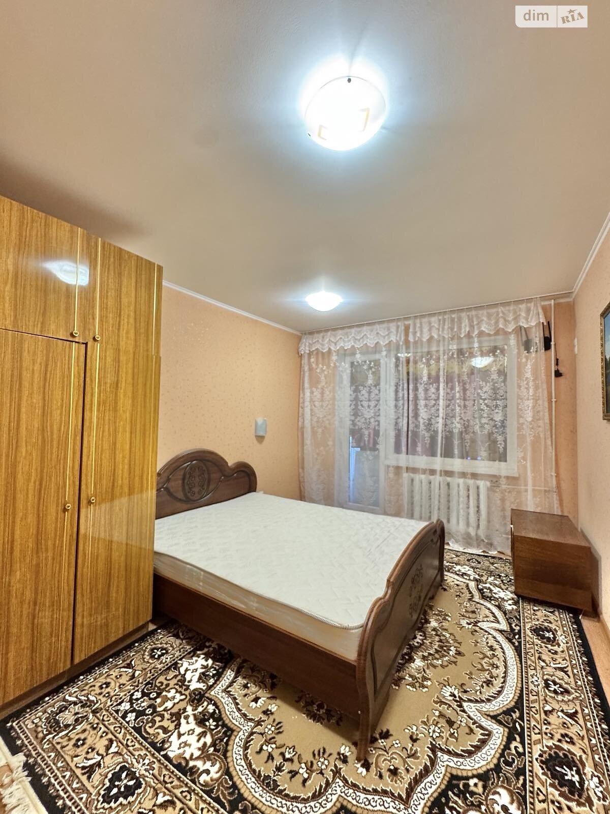 Продажа двухкомнатной квартиры в Кривом Роге, на ул. Космонавтов, район Саксаганский фото 1 Продажа двухкомнатной квартиры в Кривом Роге, на ул. Космонавтов, район Саксаганский фото 1