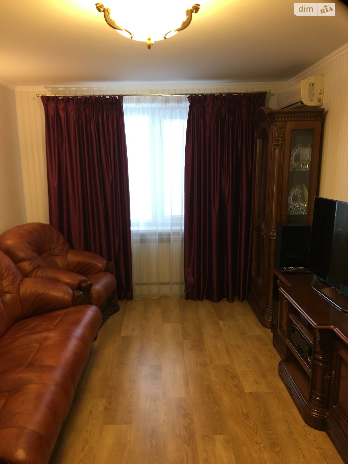 Продажа трехкомнатной квартиры в Кривом Роге, на ул. Мелешкина 39, район Саксаганский фото 1 Продажа трехкомнатной квартиры в Кривом Роге, на ул. Мелешкина 39, район Саксаганский фото 1