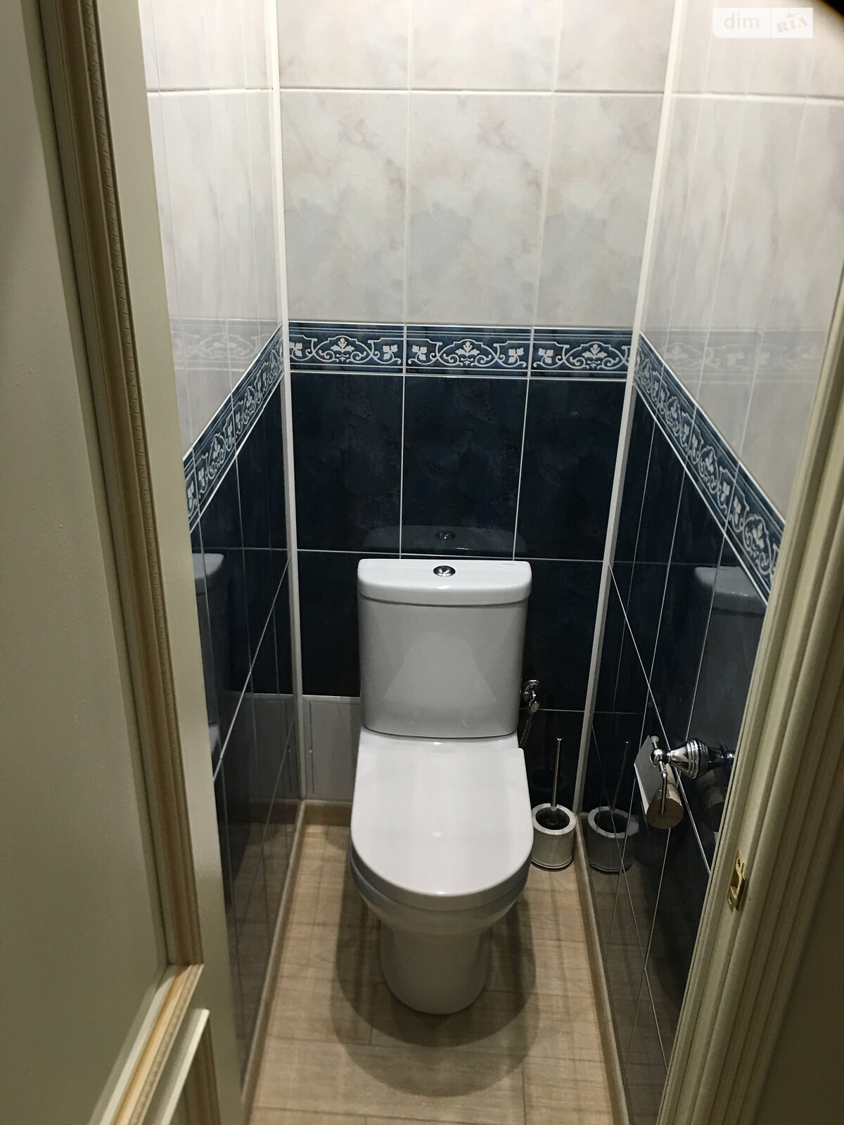 Продажа трехкомнатной квартиры в Кривом Роге, на ул. Мелешкина 39, район Саксаганский фото 1 Продажа трехкомнатной квартиры в Кривом Роге, на ул. Мелешкина 39, район Саксаганский фото 1