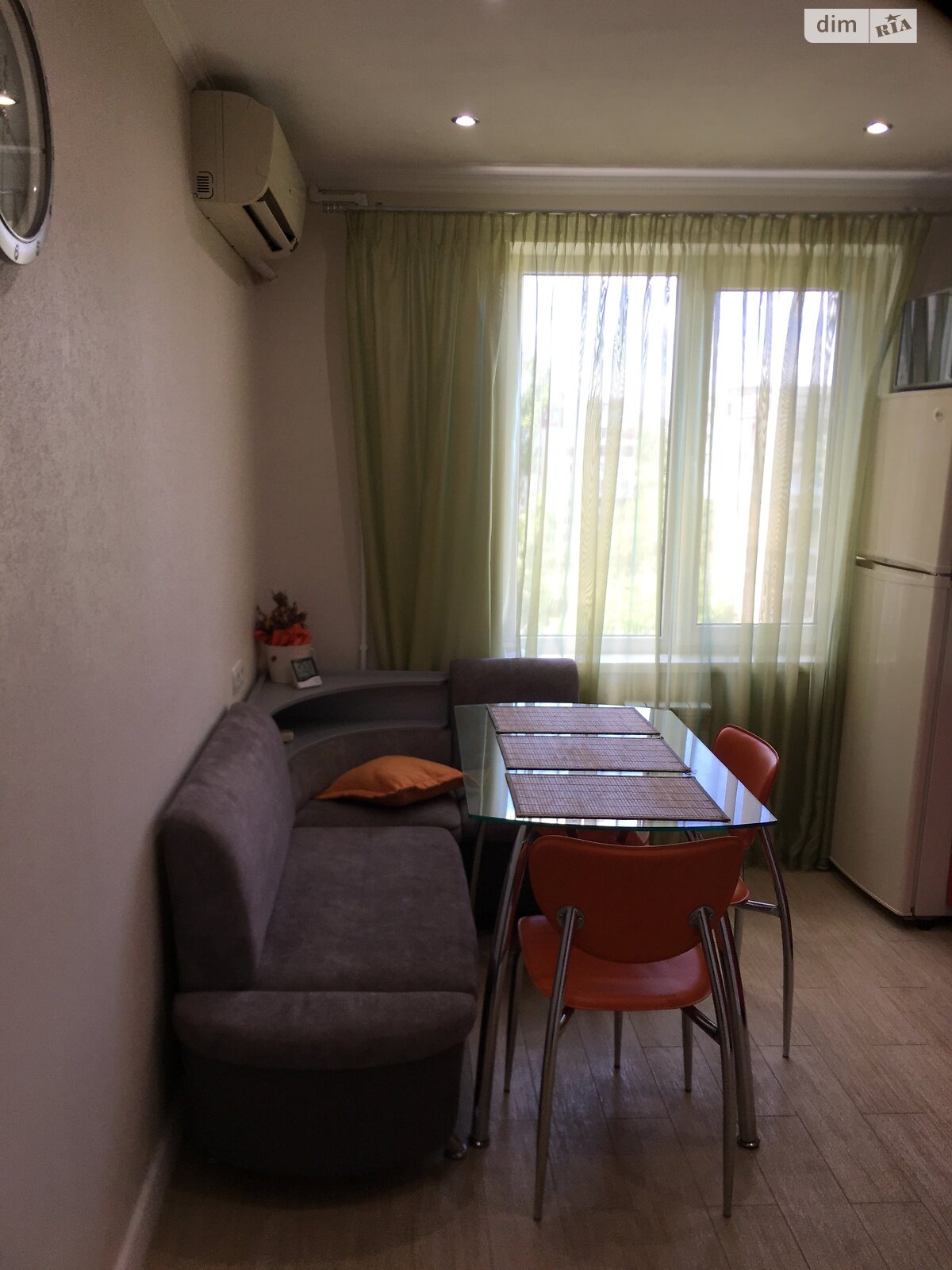 Продажа трехкомнатной квартиры в Кривом Роге, на ул. Мелешкина 39, район Саксаганский фото 1 Продажа трехкомнатной квартиры в Кривом Роге, на ул. Мелешкина 39, район Саксаганский фото 1