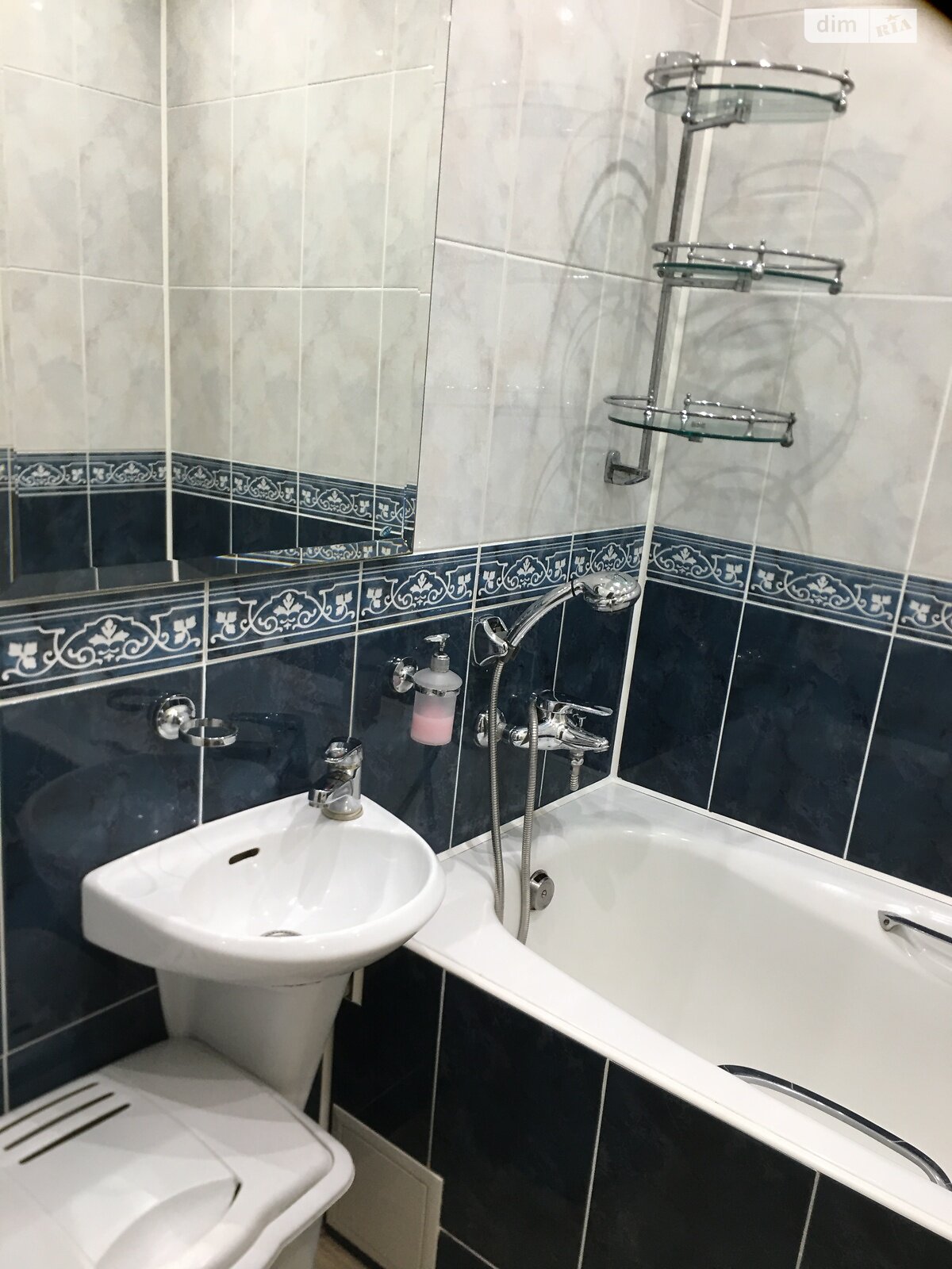 Продажа трехкомнатной квартиры в Кривом Роге, на ул. Мелешкина 39, район Саксаганский фото 1 Продажа трехкомнатной квартиры в Кривом Роге, на ул. Мелешкина 39, район Саксаганский фото 1