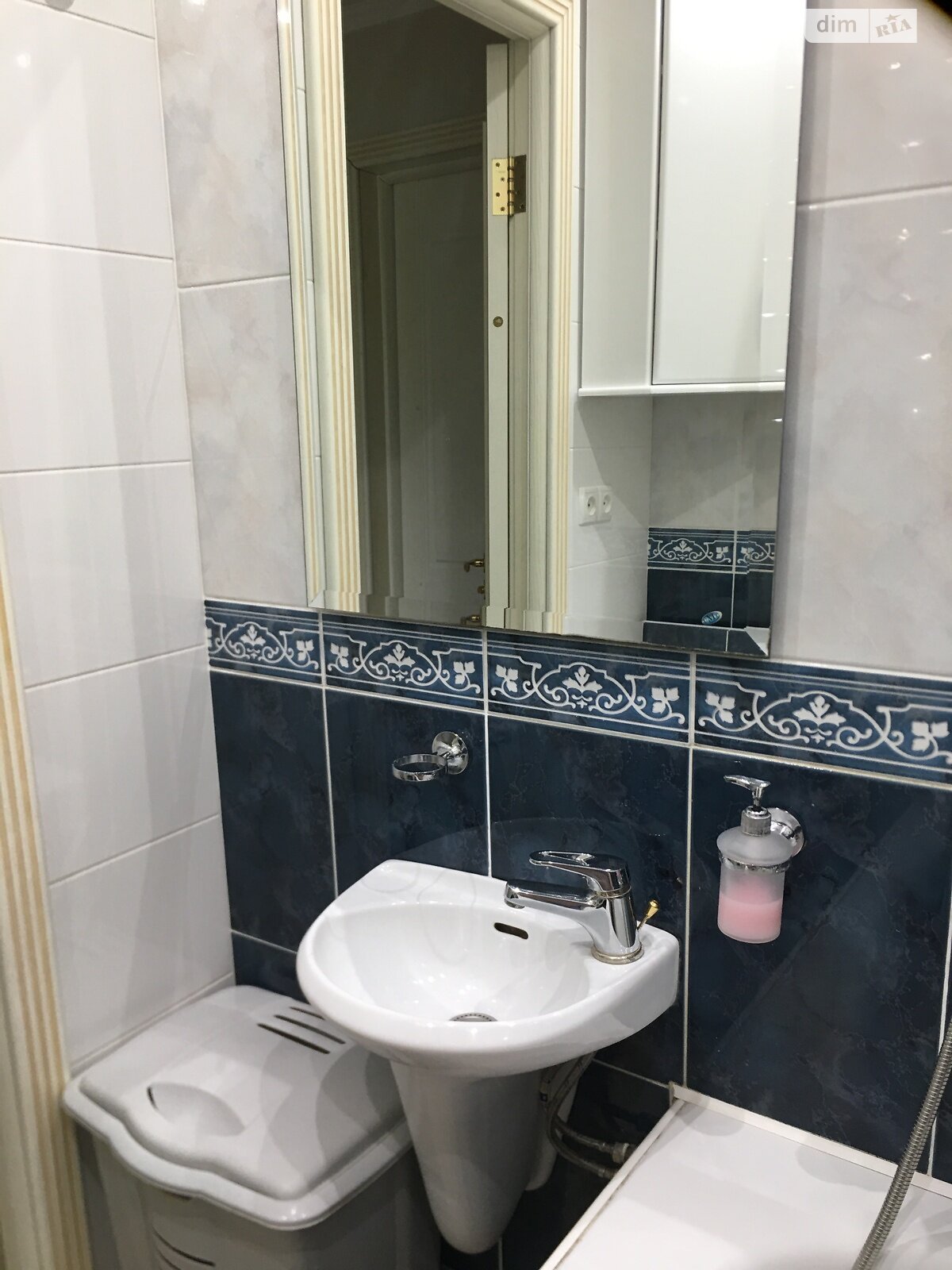 Продажа трехкомнатной квартиры в Кривом Роге, на ул. Мелешкина 39, район Саксаганский фото 1 Продажа трехкомнатной квартиры в Кривом Роге, на ул. Мелешкина 39, район Саксаганский фото 1