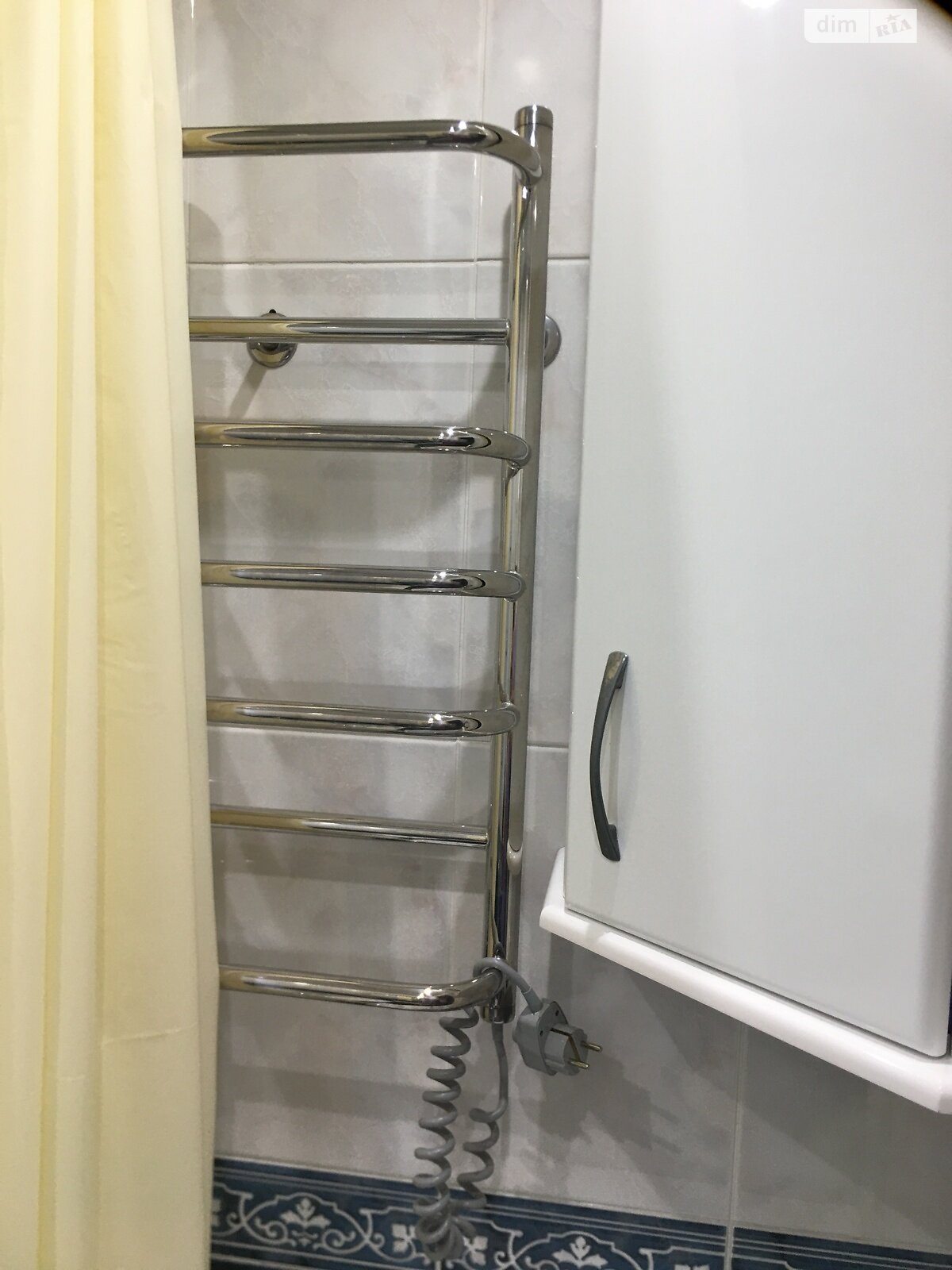 Продажа трехкомнатной квартиры в Кривом Роге, на ул. Мелешкина 39, район Саксаганский фото 1 Продажа трехкомнатной квартиры в Кривом Роге, на ул. Мелешкина 39, район Саксаганский фото 1