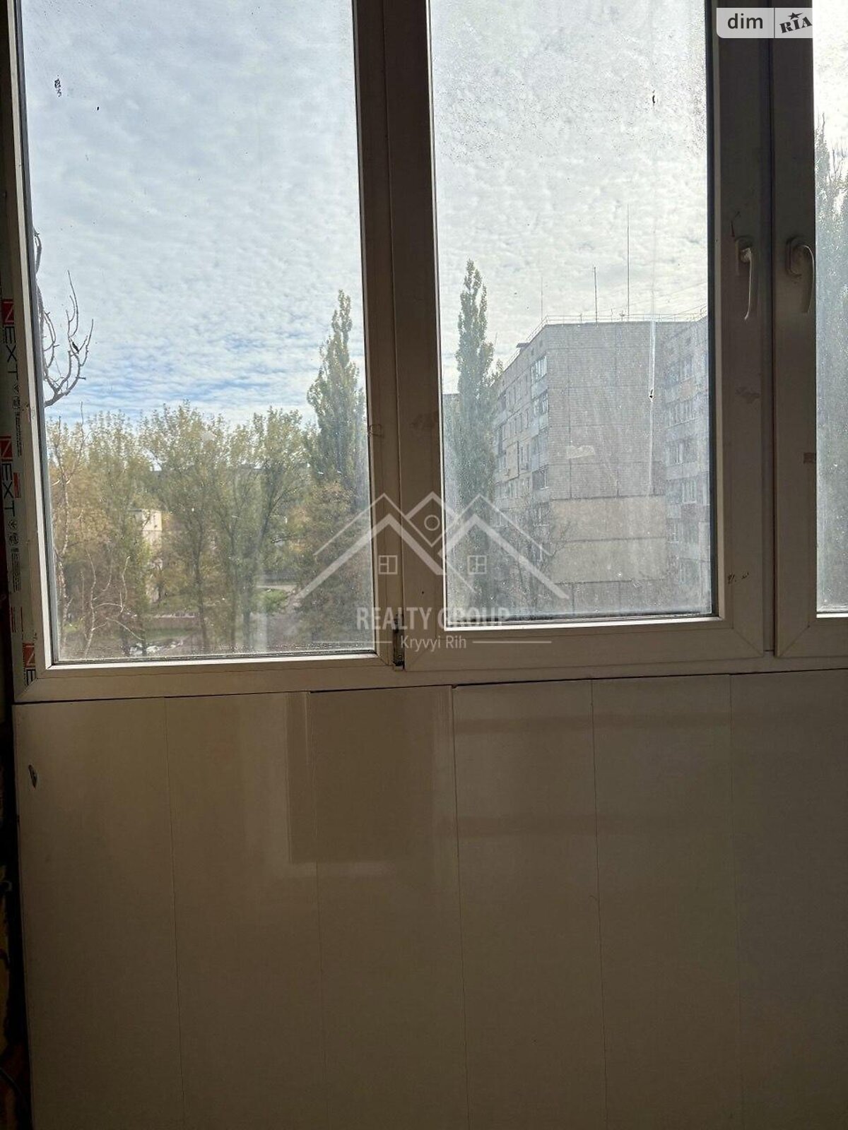 Продажа двухкомнатной квартиры в Кривом Роге, на ул. Мелешкина 40, район Саксаганский фото 1 Продажа двухкомнатной квартиры в Кривом Роге, на ул. Мелешкина 40, район Саксаганский фото 1