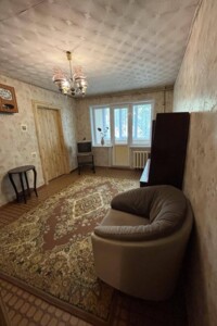 Продажа трехкомнатной квартиры в Кривом Роге, на ул. Павла Глазового 37, район Саксаганский фото 2
