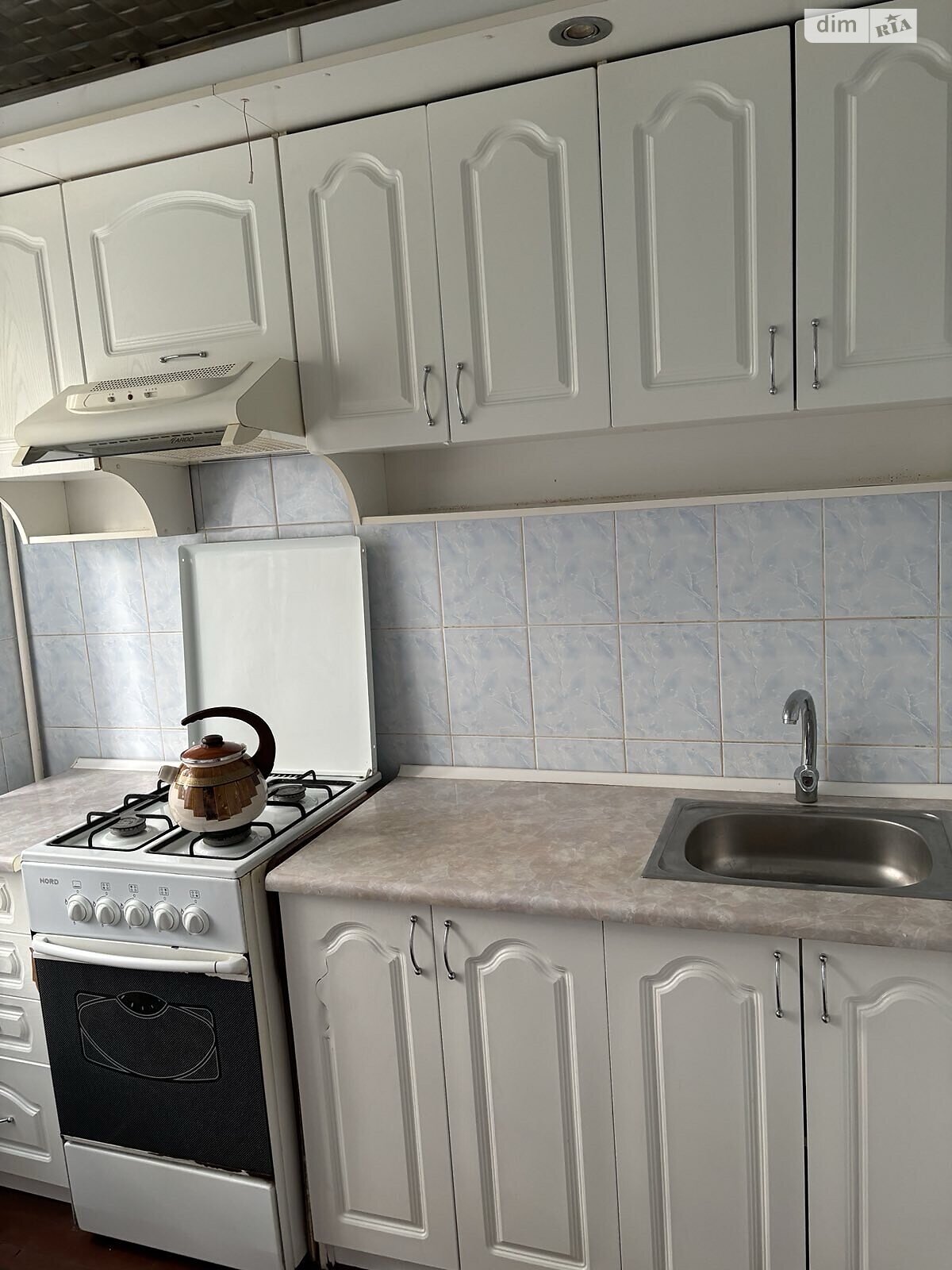 Продажа трехкомнатной квартиры в Кривом Роге, на ул. Павла Глазового 37, район Саксаганский фото 1 Продажа трехкомнатной квартиры в Кривом Роге, на ул. Павла Глазового 37, район Саксаганский фото 1