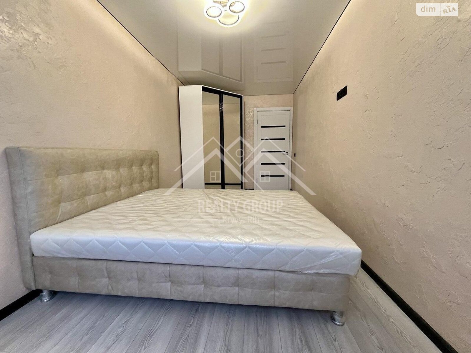 Продажа двухкомнатной квартиры в Кривом Роге, на ул. Покровская 25, район Саксаганский фото 1 Продажа двухкомнатной квартиры в Кривом Роге, на ул. Покровская 25, район Саксаганский фото 1
