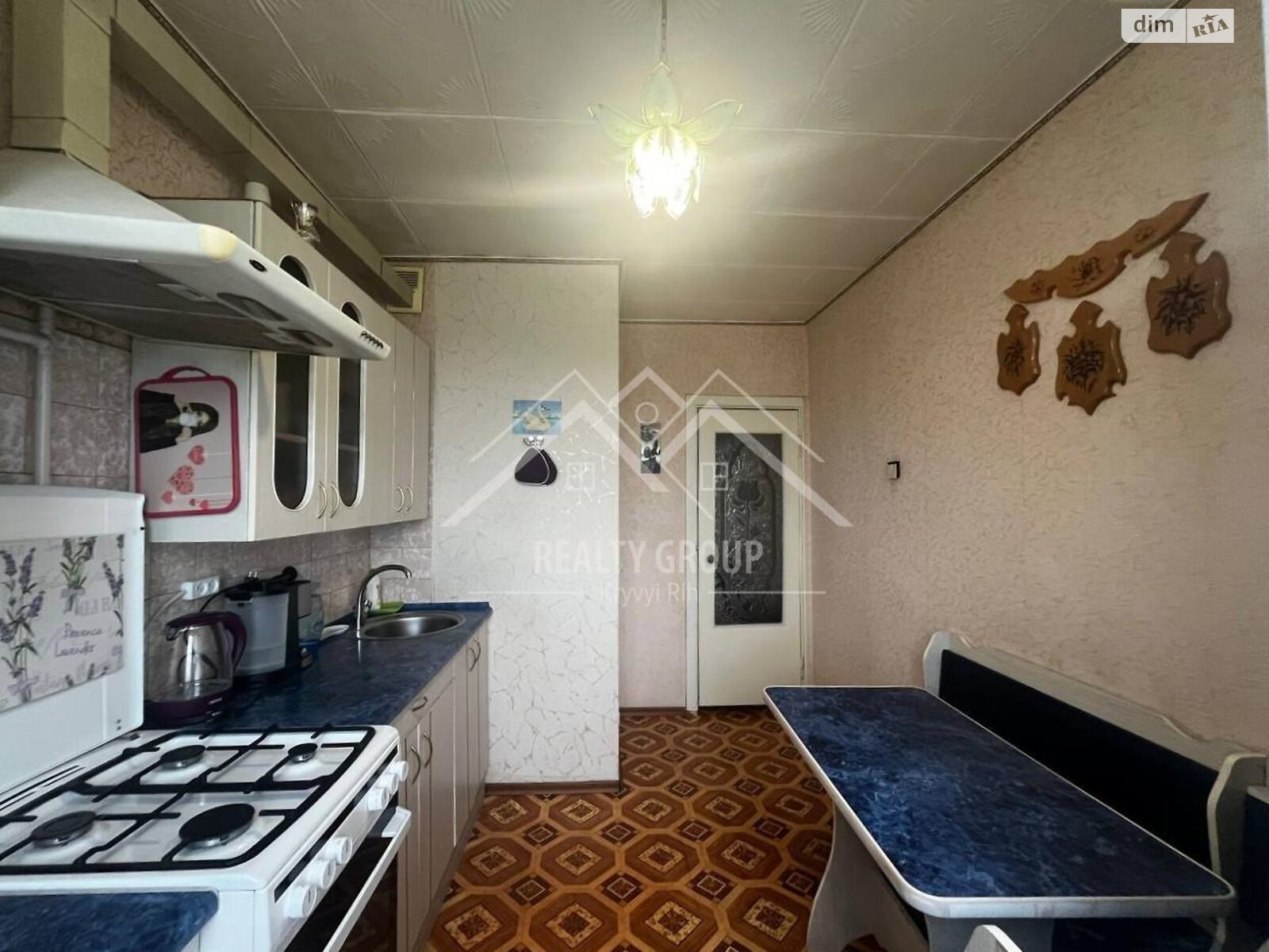 Продаж трикімнатної квартири в Кривому Розі, на мкр. Сонячний 9, район Саксаганський фото 1 Продаж трикімнатної квартири в Кривому Розі, на мкр. Сонячний 9, район Саксаганський фото 1