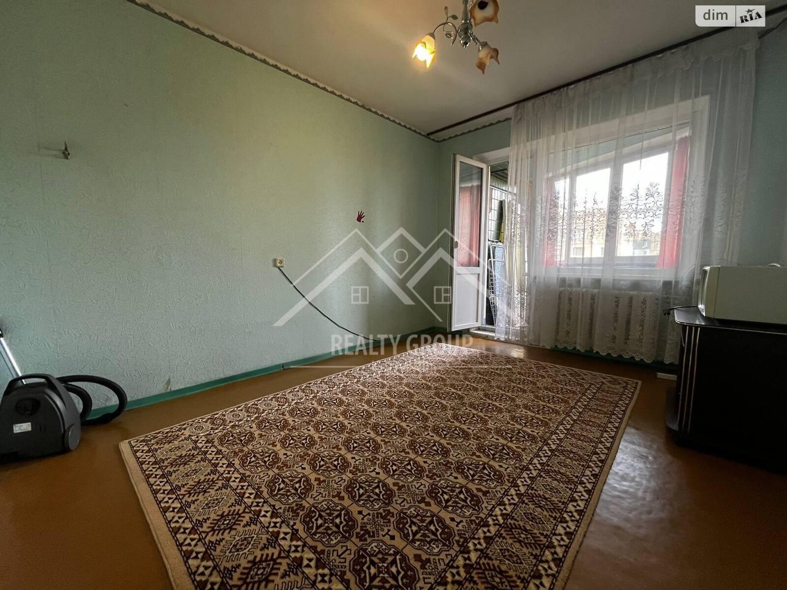 Продаж трикімнатної квартири в Кривому Розі, на мкр. Сонячний 9, район Саксаганський фото 1 Продаж трикімнатної квартири в Кривому Розі, на мкр. Сонячний 9, район Саксаганський фото 1