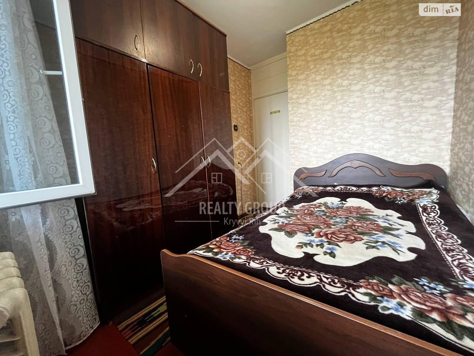 Продаж трикімнатної квартири в Кривому Розі, на мкр. Сонячний 9, район Саксаганський фото 1 Продаж трикімнатної квартири в Кривому Розі, на мкр. Сонячний 9, район Саксаганський фото 1