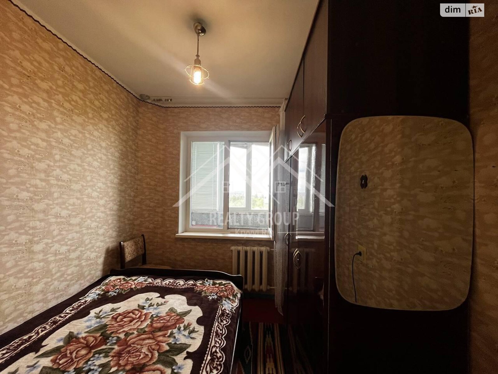 Продаж трикімнатної квартири в Кривому Розі, на мкр. Сонячний 9, район Саксаганський фото 1 Продаж трикімнатної квартири в Кривому Розі, на мкр. Сонячний 9, район Саксаганський фото 1