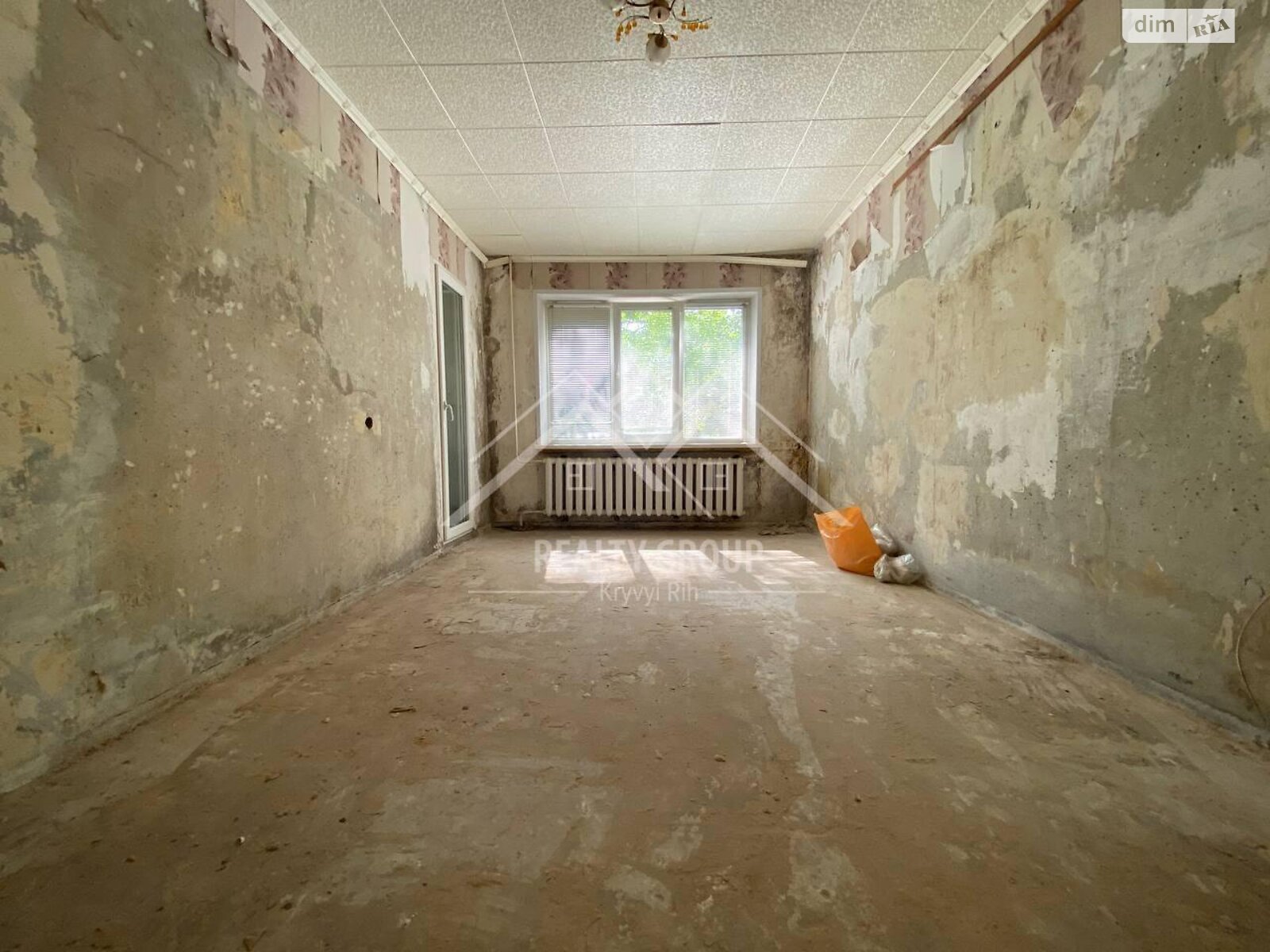 Продаж двокімнатної квартири в Кривому Розі, на мкр. Сонячний 3, кв. 4, район Саксаганський фото 1 Продаж двокімнатної квартири в Кривому Розі, на мкр. Сонячний 3, кв. 4, район Саксаганський фото 1